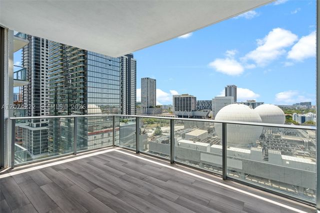 851 NE 1st Ave 1506, Miami, FL 33132