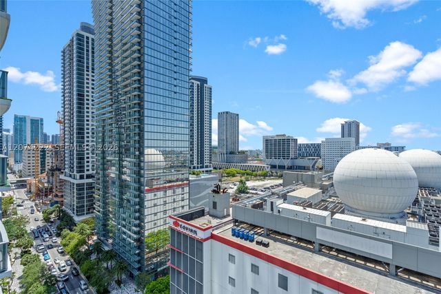 851 NE 1st Ave 1506, Miami, FL 33132