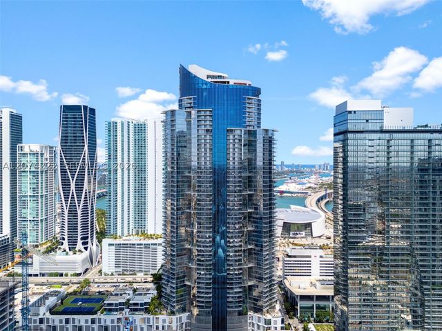 851 NE 1st Ave 1506, Miami, FL 33132
