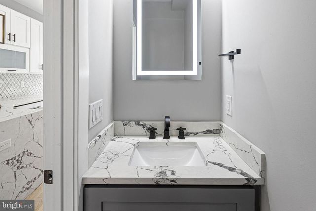 1135 E BERKS ST, Philadelphia, PA 19125