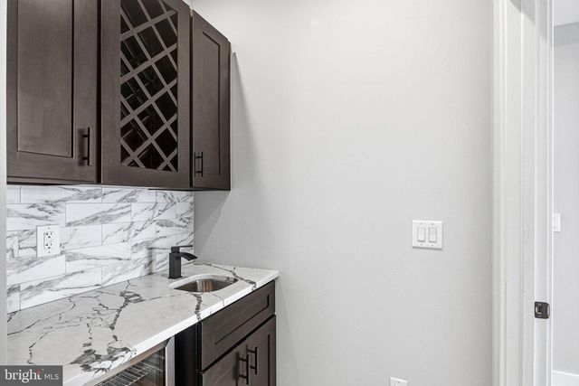 1135 E BERKS ST, Philadelphia, PA 19125