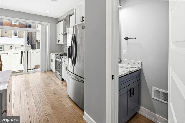 1135 E BERKS ST, Philadelphia, PA 19125