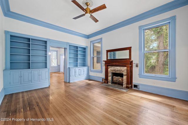 321 Brooksville Avenue, Brooksville, FL 34601