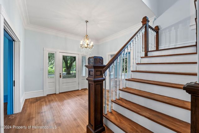 321 Brooksville Avenue, Brooksville, FL 34601