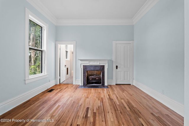 321 Brooksville Avenue, Brooksville, FL 34601