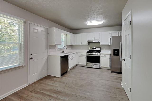1800 Baynard Court NW, Acworth, GA 30102