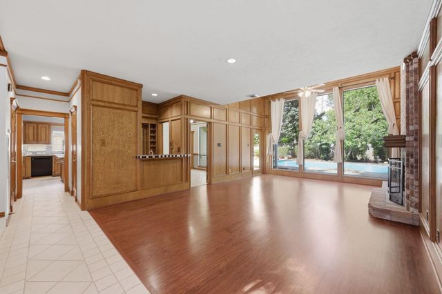 2907 Crystal Falls Drive, Houston, TX 77345