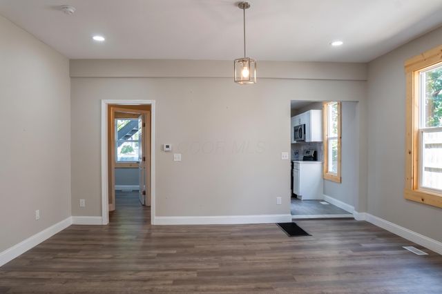 1052 Forest Avenue, Columbus, OH 43206