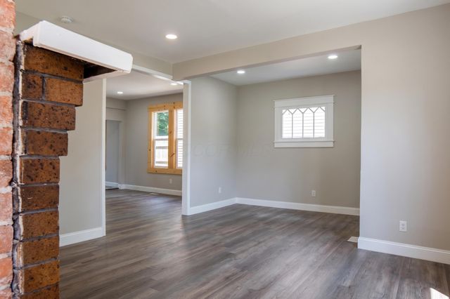1052 Forest Avenue, Columbus, OH 43206