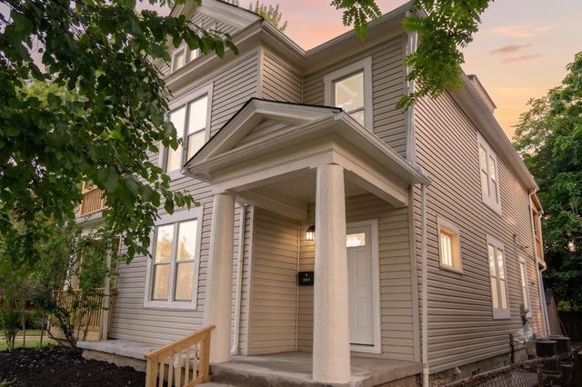 1052 Forest Avenue, Columbus, OH 43206