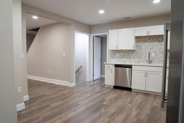 1052 Forest Avenue, Columbus, OH 43206