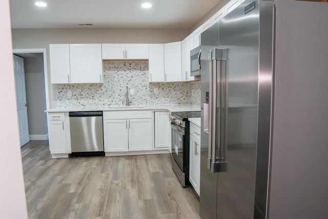 1052 Forest Avenue, Columbus, OH 43206