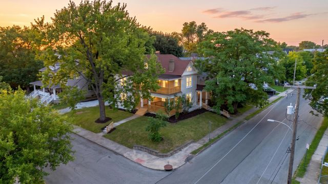 1052 Forest Avenue, Columbus, OH 43206