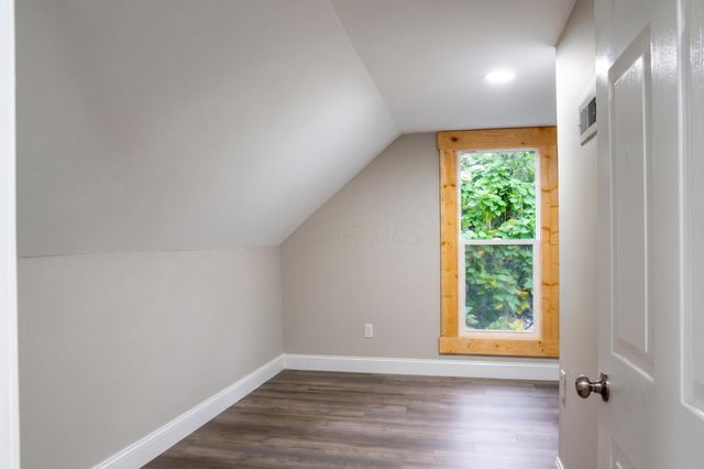 1052 Forest Avenue, Columbus, OH 43206