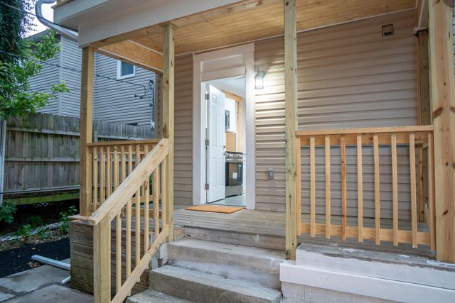 1052 Forest Avenue, Columbus, OH 43206