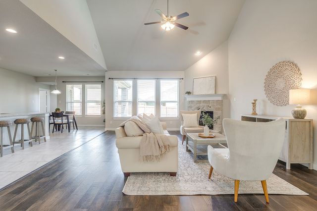 8329 Trickham Bend, Fort Worth, TX 76131