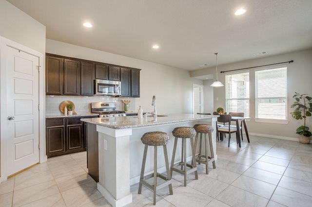 8329 Trickham Bend, Fort Worth, TX 76131