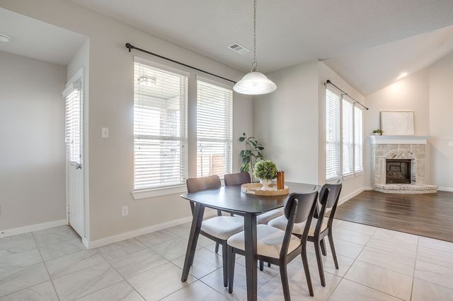 8329 Trickham Bend, Fort Worth, TX 76131