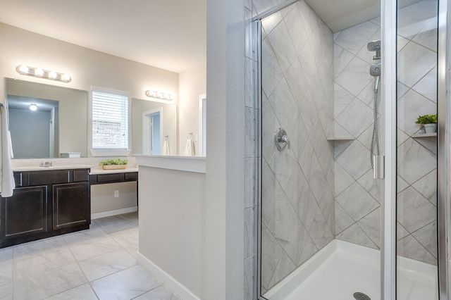 8329 Trickham Bend, Fort Worth, TX 76131