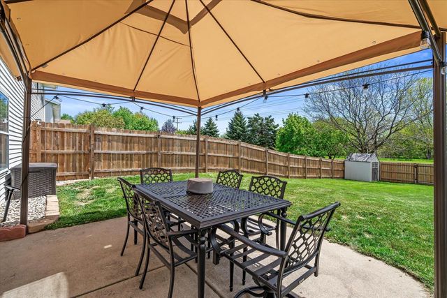 1103 Firethorn DRIVE, West Bend, WI 53090
