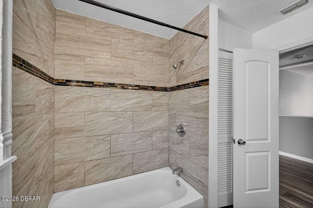 19 Woodglen Place, Palm Coast, FL 32164