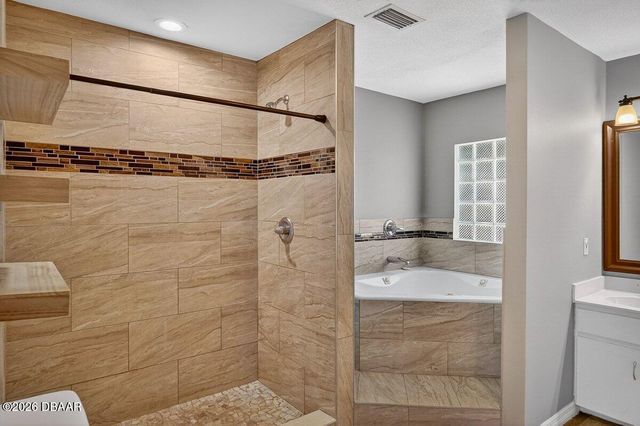 19 Woodglen Place, Palm Coast, FL 32164