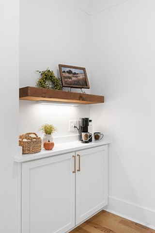 1210 Windsor Dr, Gallatin, TN 37066