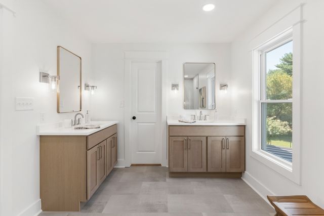 1210 Windsor Dr, Gallatin, TN 37066