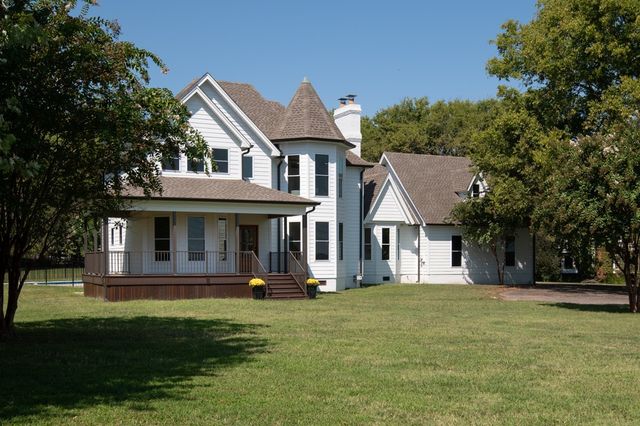 1210 Windsor Dr, Gallatin, TN 37066