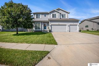 4828 N 160 Avenue, Omaha, NE 68116