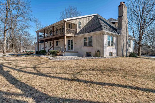 6240 Oak Hill Road, Evansville, IN 47711