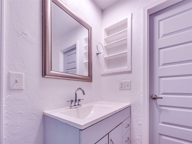 6312 Overcourt Manor, Oklahoma City, OK 73132