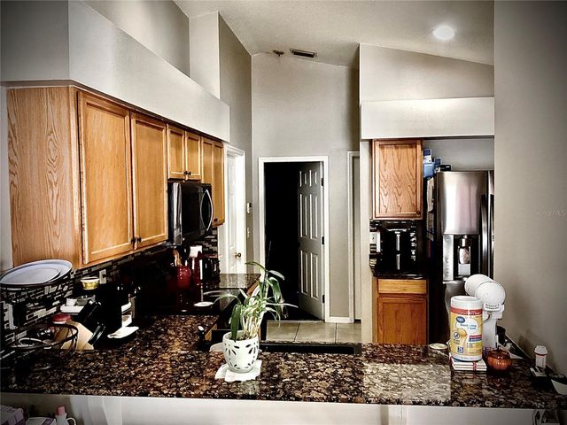 4324 COUNTRY HILLS BOULEVARD, Plant City, FL 33563