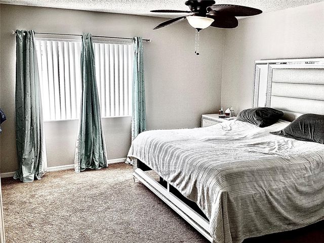 4324 COUNTRY HILLS BOULEVARD, Plant City, FL 33563