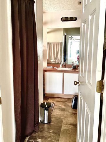 4324 COUNTRY HILLS BOULEVARD, Plant City, FL 33563