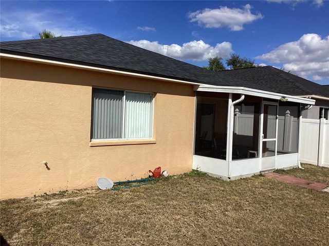 4324 COUNTRY HILLS BOULEVARD, Plant City, FL 33563