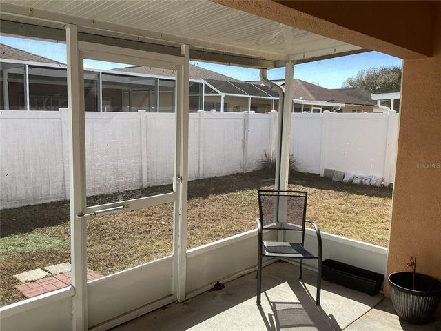 4324 COUNTRY HILLS BOULEVARD, Plant City, FL 33563