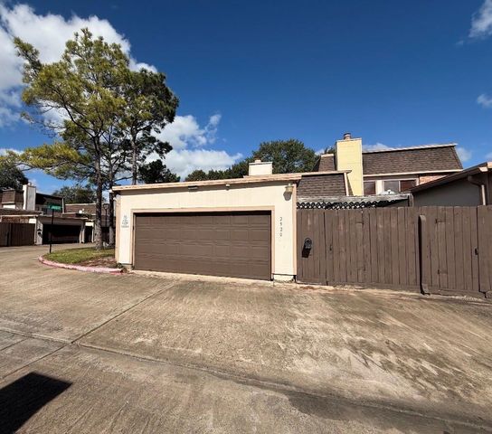 2920 Cambridge, Missouri City, TX 77459