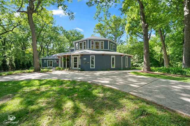 1251 Woodland Court, Joliet, IL 60436