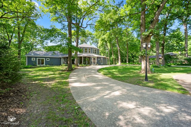 1251 Woodland Court, Joliet, IL 60436