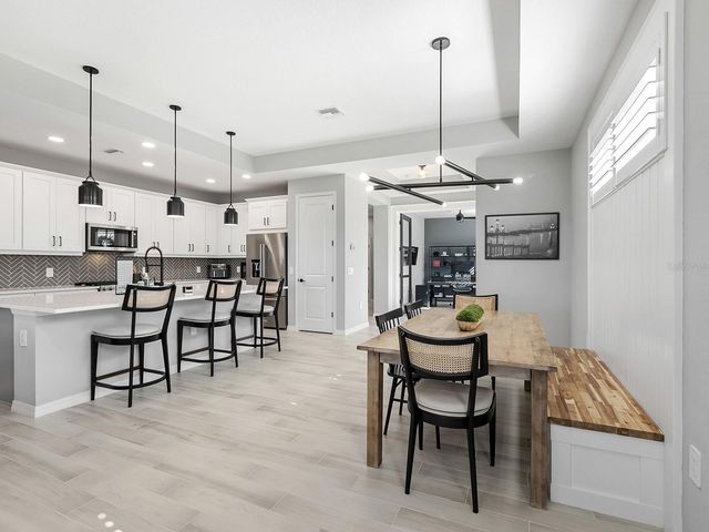 913 CROSSWIND AVENUE, Sarasota, FL 34240