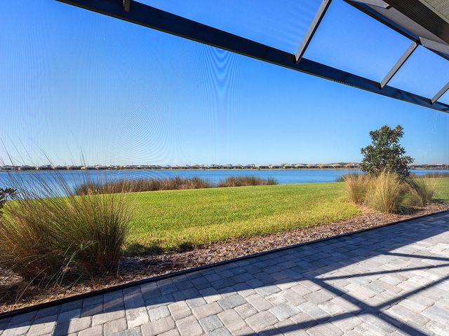 913 CROSSWIND AVENUE, Sarasota, FL 34240