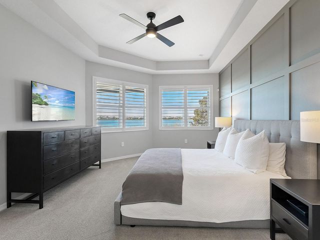 913 CROSSWIND AVENUE, Sarasota, FL 34240