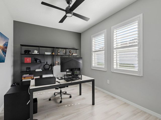 913 CROSSWIND AVENUE, Sarasota, FL 34240