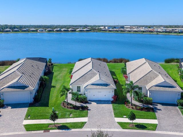 913 CROSSWIND AVENUE, Sarasota, FL 34240