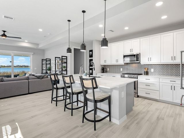 913 CROSSWIND AVENUE, Sarasota, FL 34240