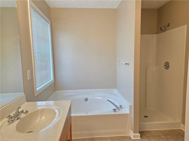 15 Waterloo Court, Hiram, GA 30141