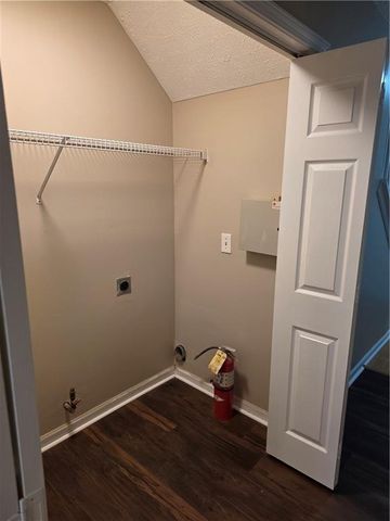 15 Waterloo Court, Hiram, GA 30141