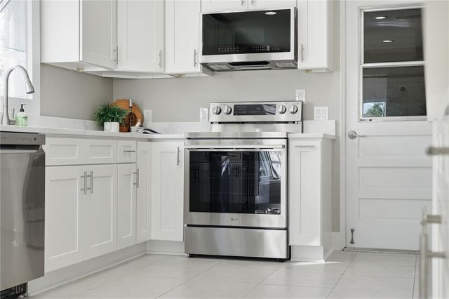 541 LILLIAN DRIVE, Madeira Beach, FL 33708