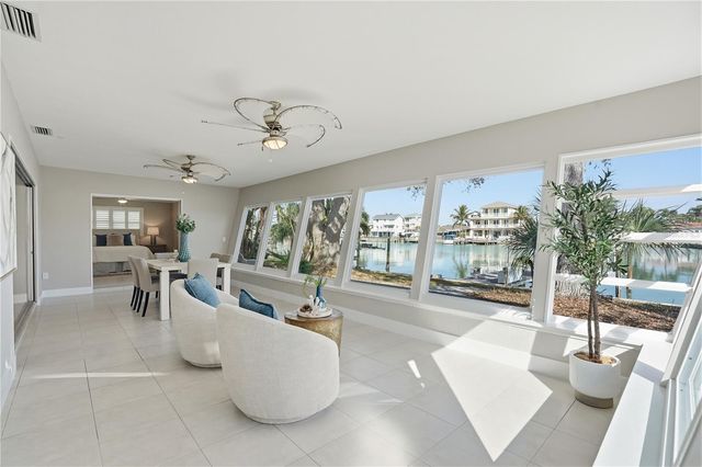 541 LILLIAN DRIVE, Madeira Beach, FL 33708